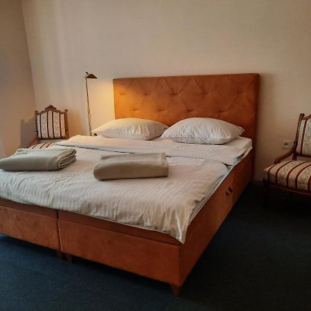Apartman Soda Ogulin Exteriér fotografie