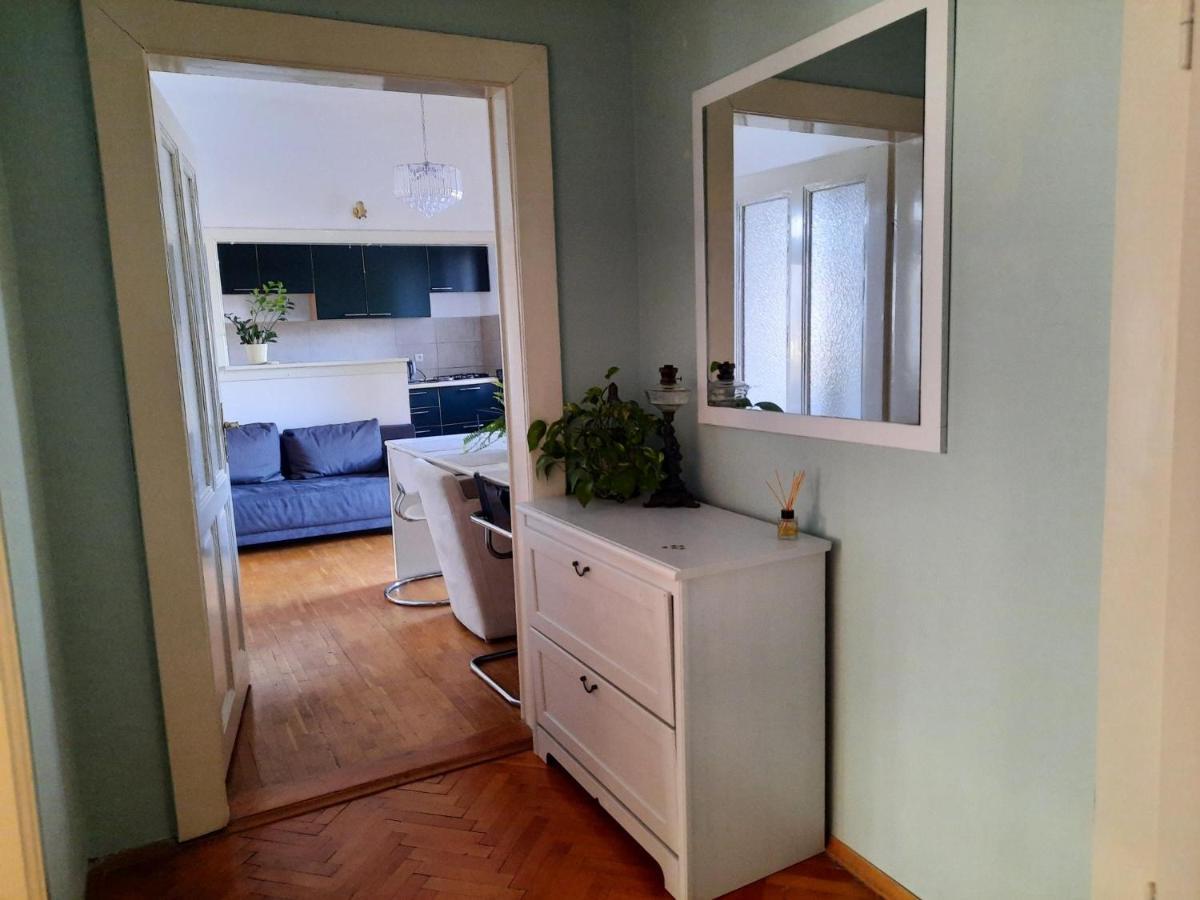 Apartman Soda Ogulin Exteriér fotografie